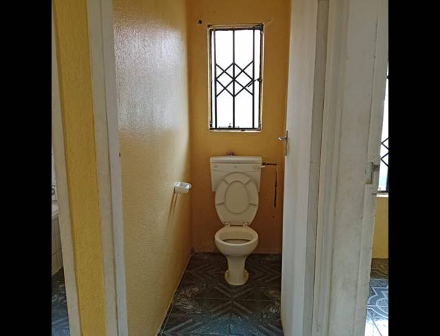 2 BEDROOM PROPERTY TO RENT IN PROTEA GLEN